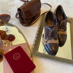 THE CUTEST BROWN OXFORDS EVER